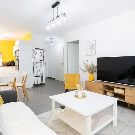 Apartment Le Barcelone, Beau T2, Clim, Terrasse,centre Montpellier