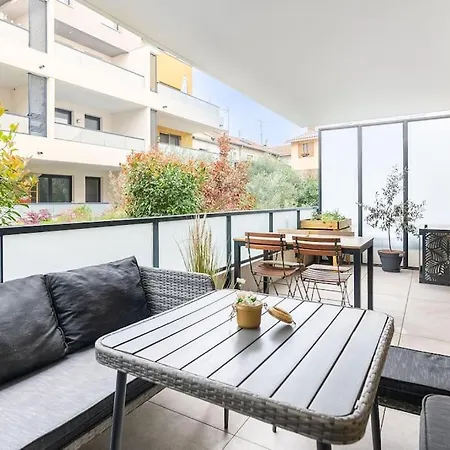 아파트 Le Barcelone, Beau T2, Clim, Terrasse,centre 몽펠리에